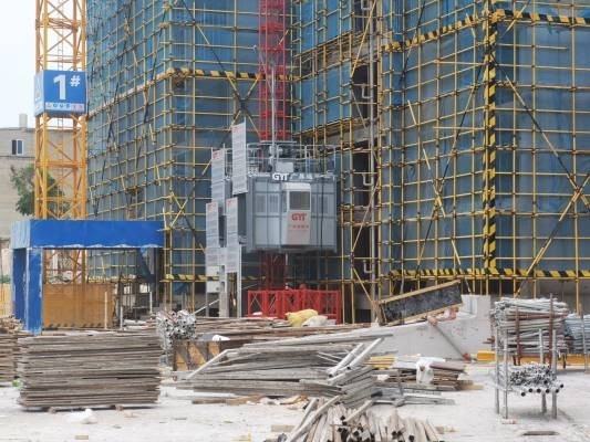 SC200/200 Low Operating Cost Construction Hoist Elevator with ISO Certification